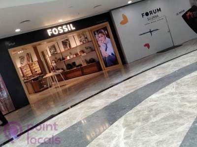 Fossil in forum on sale mall